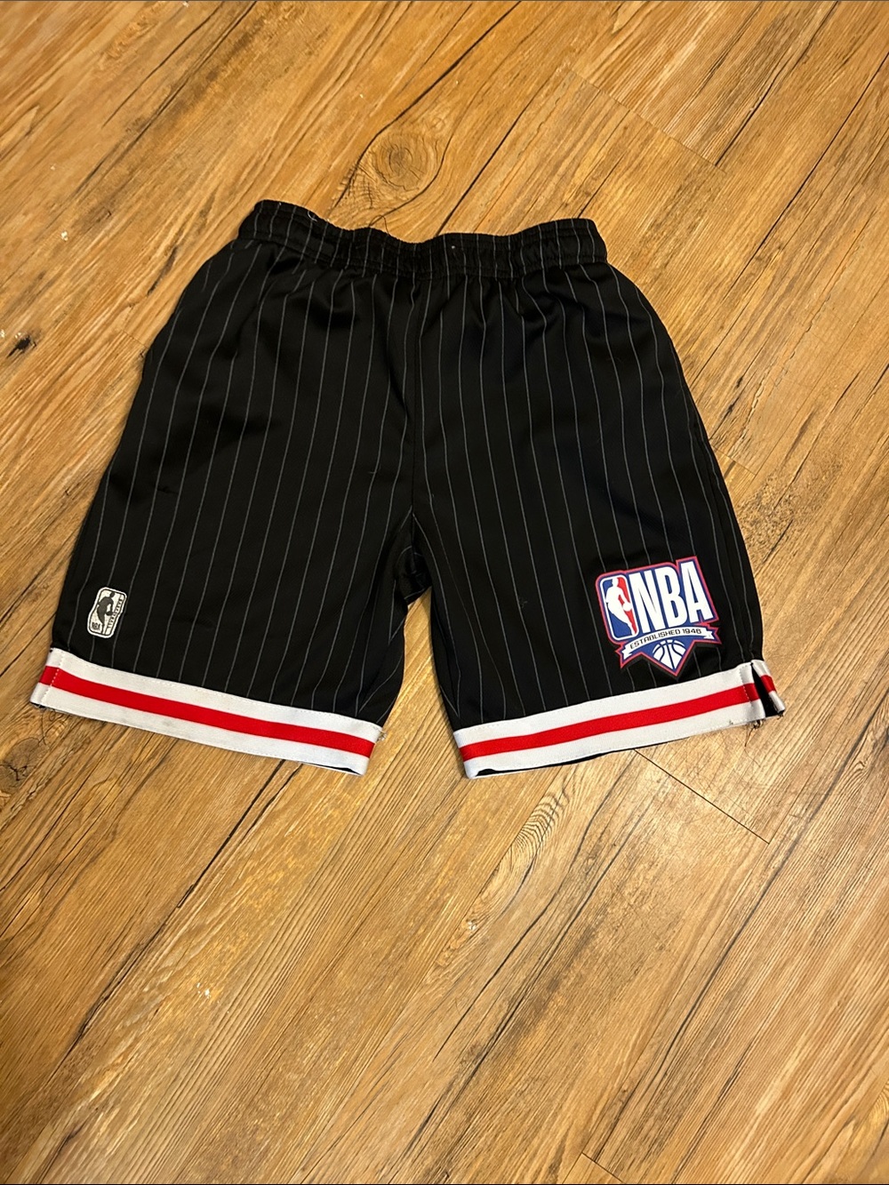 NBA Youth Shorts Black Size 14-16